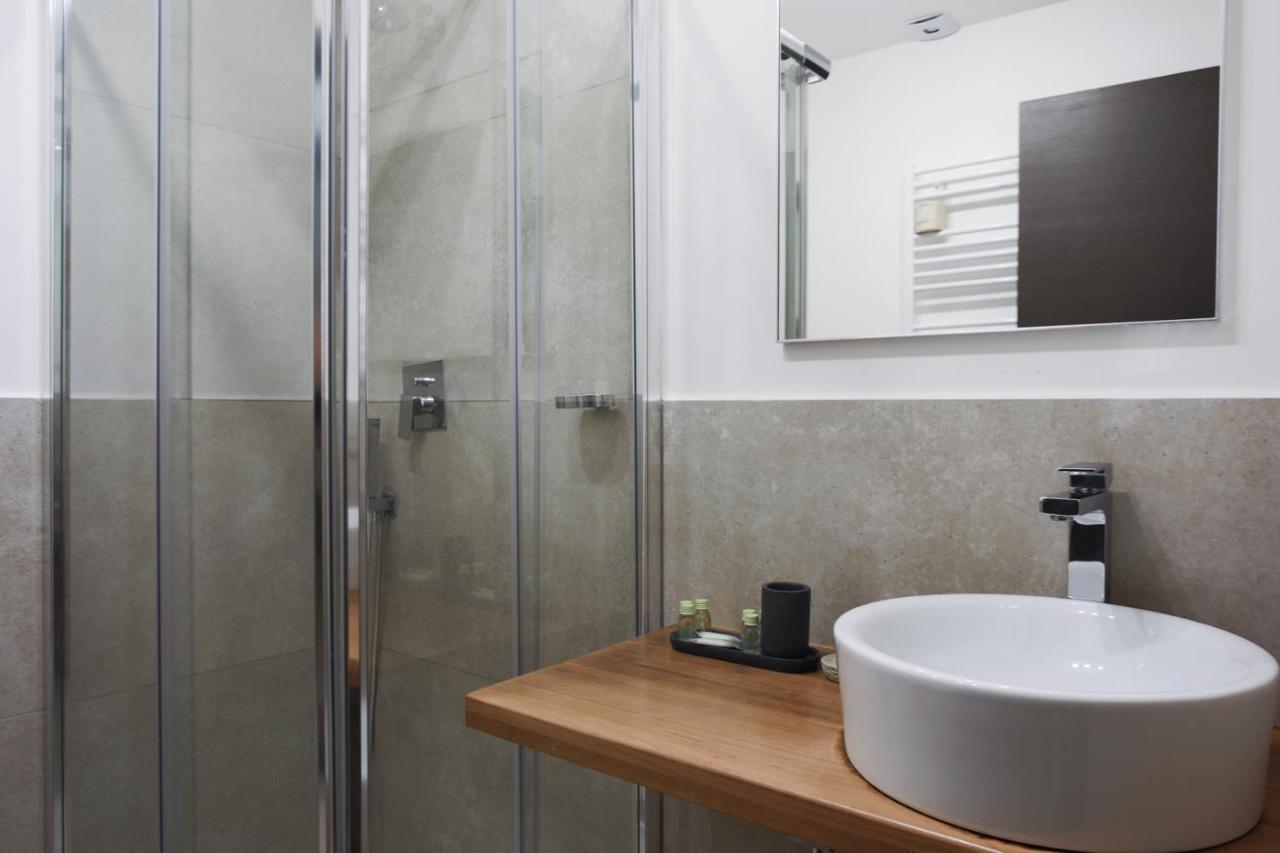 Bespoke Roma Suites Buitenkant foto