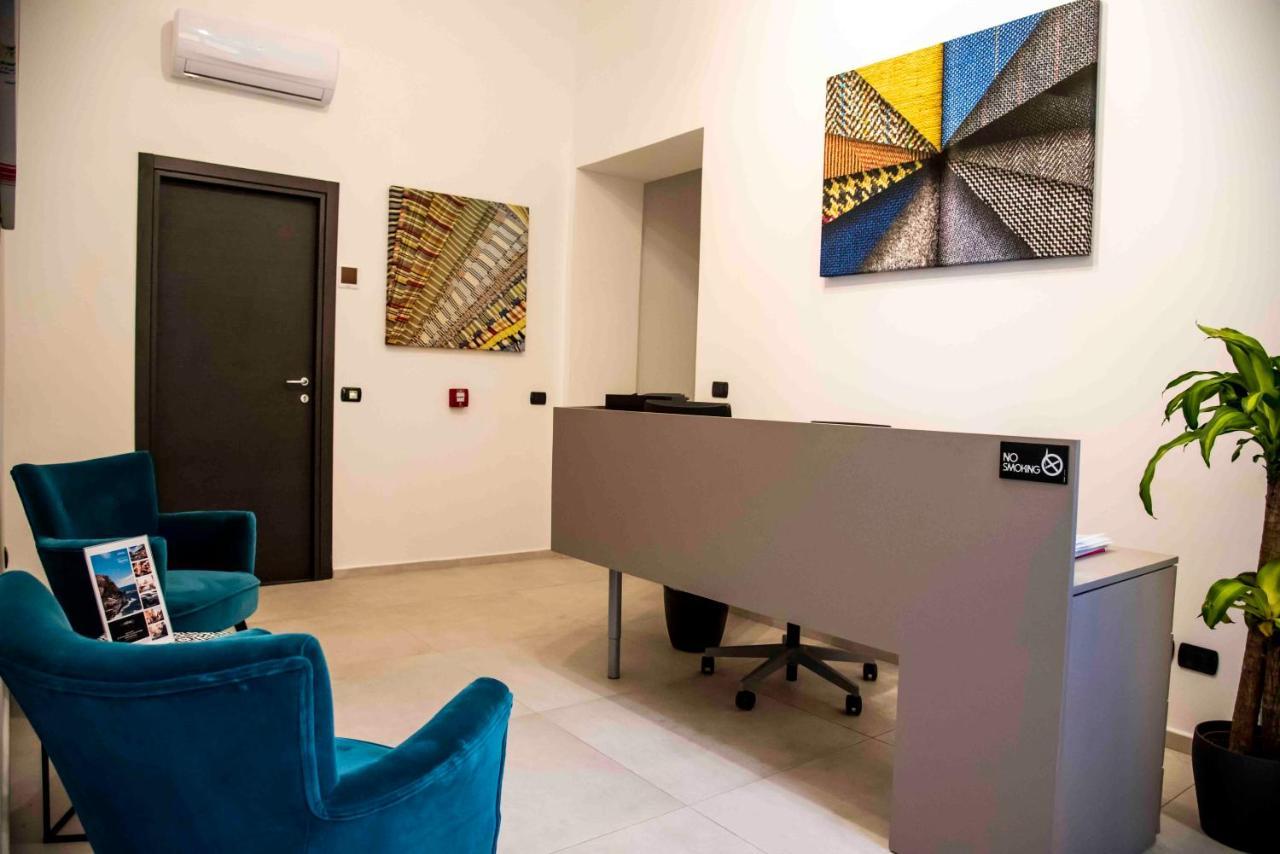 Bespoke Roma Suites Buitenkant foto