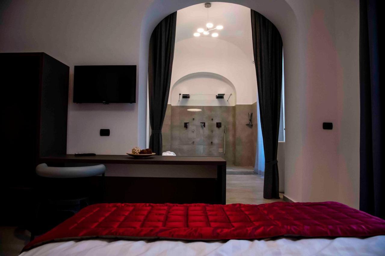 Bespoke Roma Suites Buitenkant foto