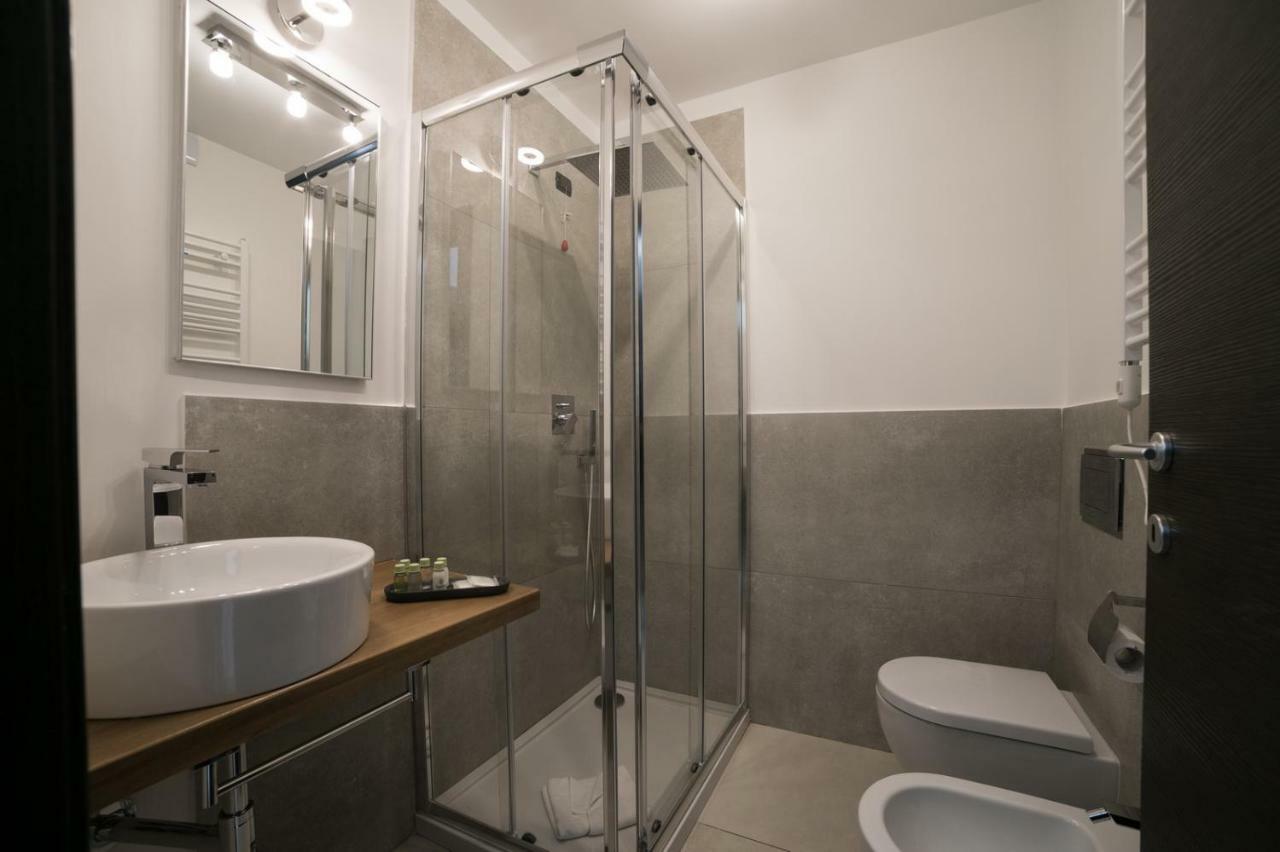 Bespoke Roma Suites Buitenkant foto